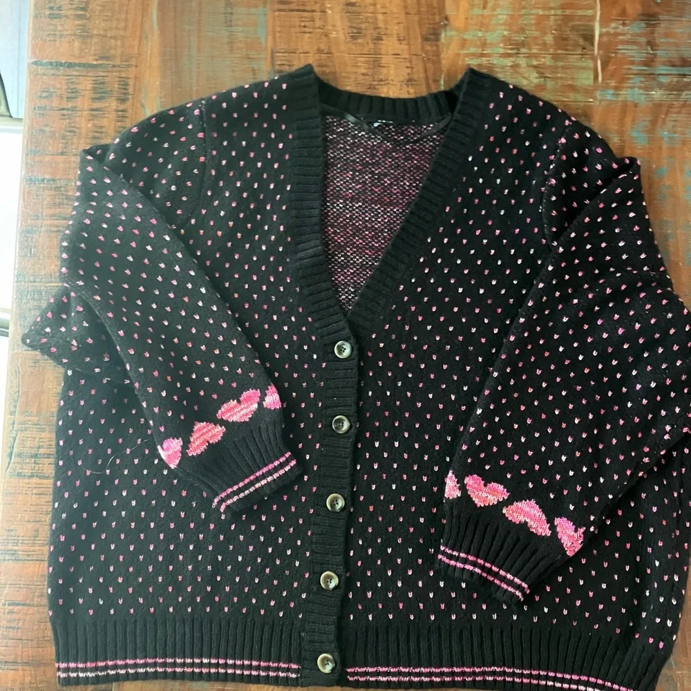 Torrid Heart Print Cardigan Sweater Black Size 5X Drop Shoulder Button Front - Picture 4 of 13